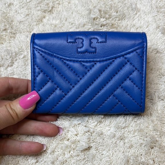 NWT Tory Burch Alexa Foldable Blue Quilted Wallet Royal Blue - Picture 3 of 12
